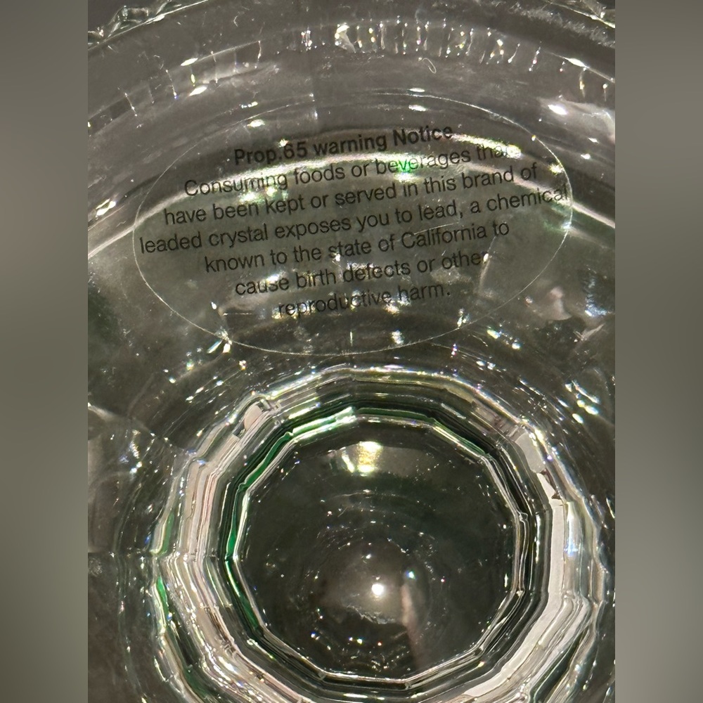 Marquis by Waterford Emerald Green Cut to Clear Starburst Pedestal Footed Bowl - Picture 5 of 7